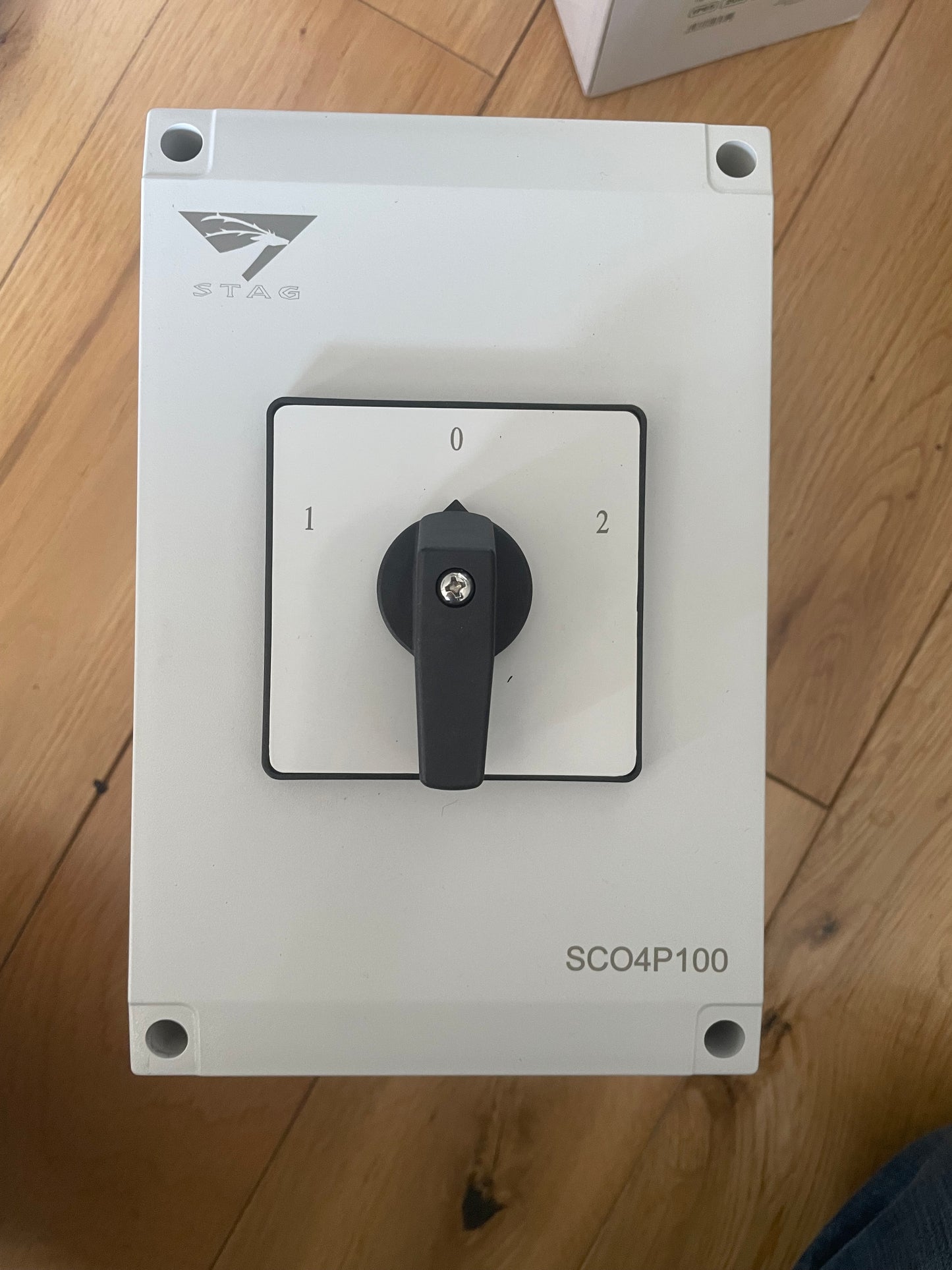 SCO4P100 - 4 Pole - 100A - Changeover switch - 1 available