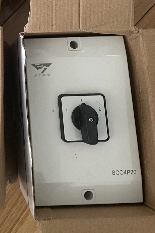 SCO4P20 - 4 Pole - 20A - Changeover switch - 1 available
