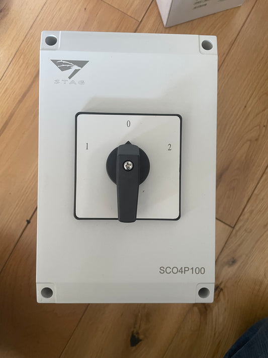 SCO4P100 - 4 Pole - 100A - Changeover switch - 1 available
