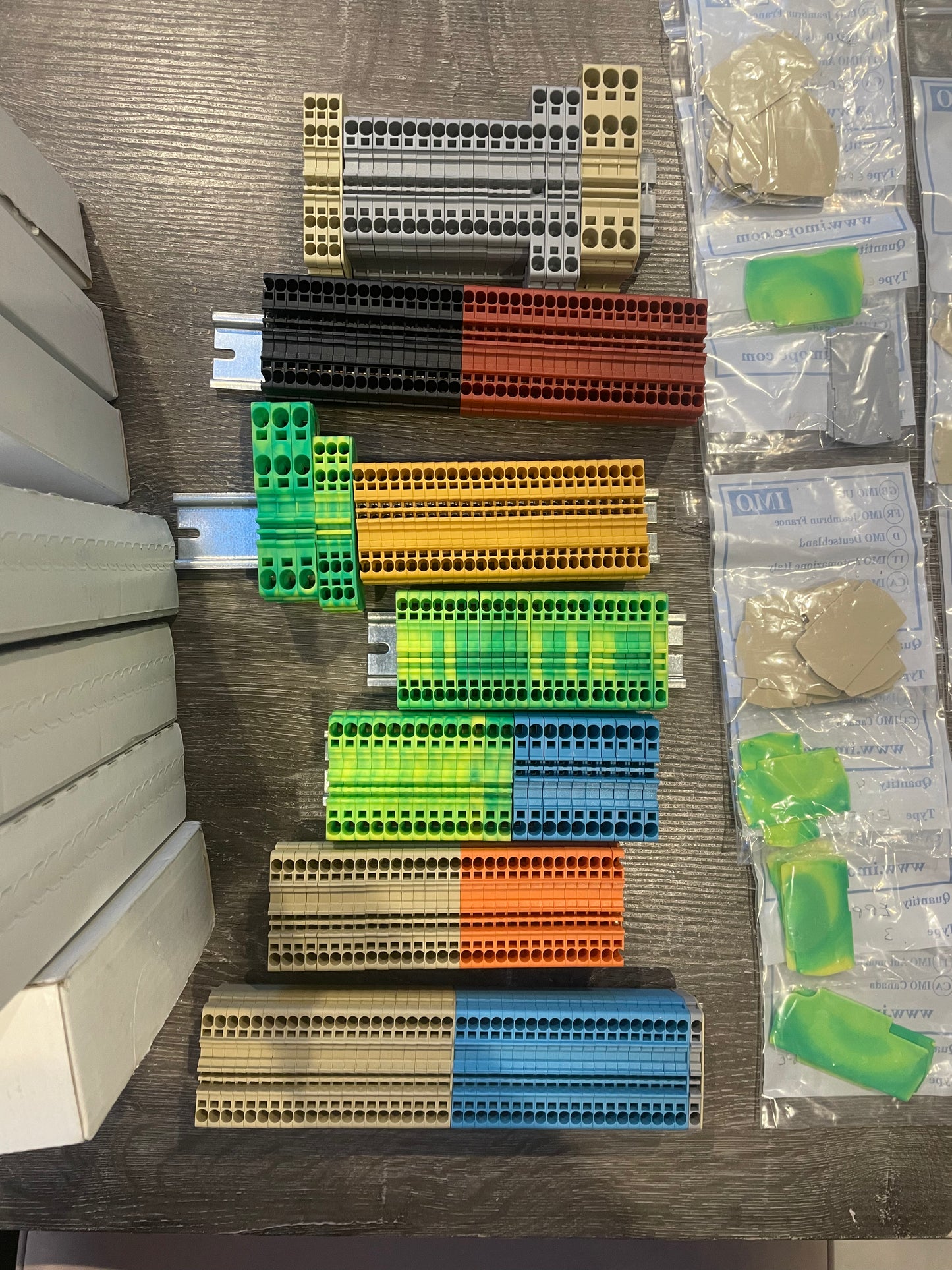 JOB LOT - IMO PUSH FIT DIN TERMINALS - VARIOUS COLOURS AND SIZES